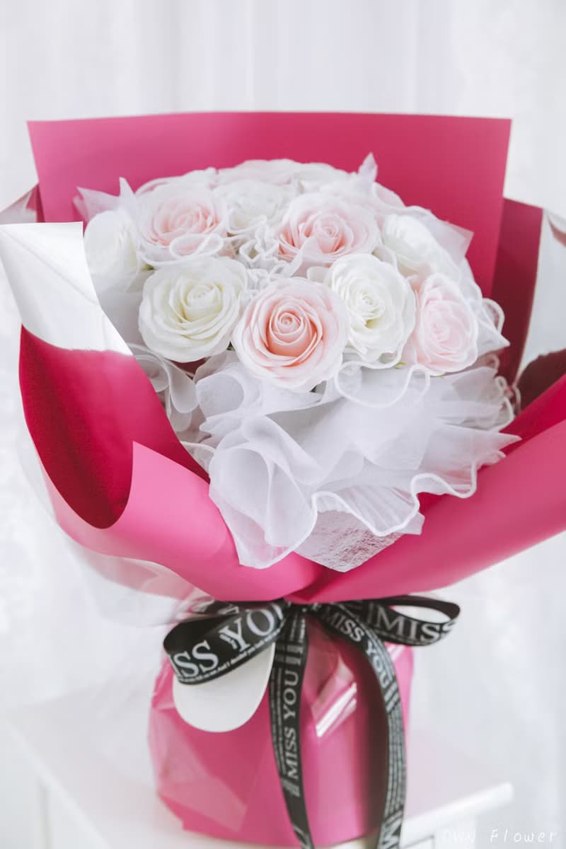 粉玫瑰花束/香皂花花束/生日花束/情人節花束/告白花束/女友花束