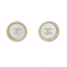 【日本直送 中古美品】シャネル CHANEL イヤリング ココマーク ヴィンテージ ラウンド プラスティック/メタル ホワイト 95 C 希少