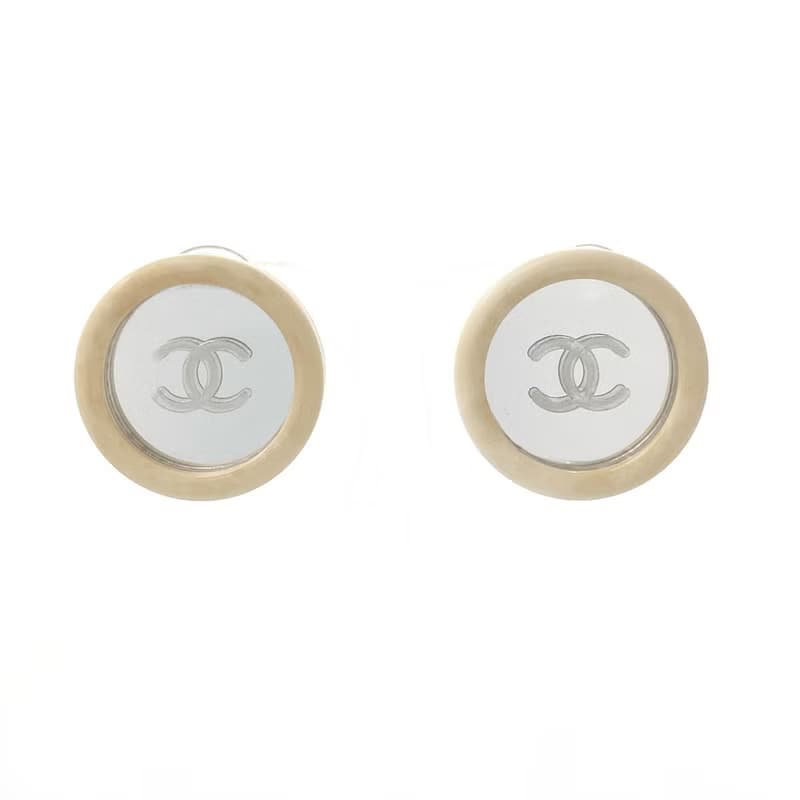 【日本直送 中古美品】シャネル CHANEL イヤリング ココマーク ヴィンテージ ラウンド プラスティック/メタル ホワイト 95 C 希少