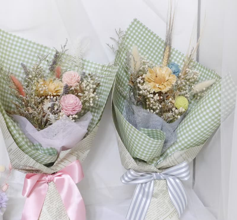 畢業禮物花束 我們會再見-馬卡龍外拍乾燥花束 婚禮結婚捧花乾燥