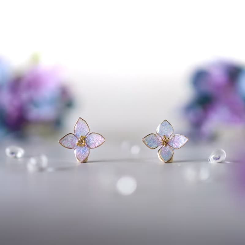 しっとり紫陽花の一輪ピアス　イヤリング