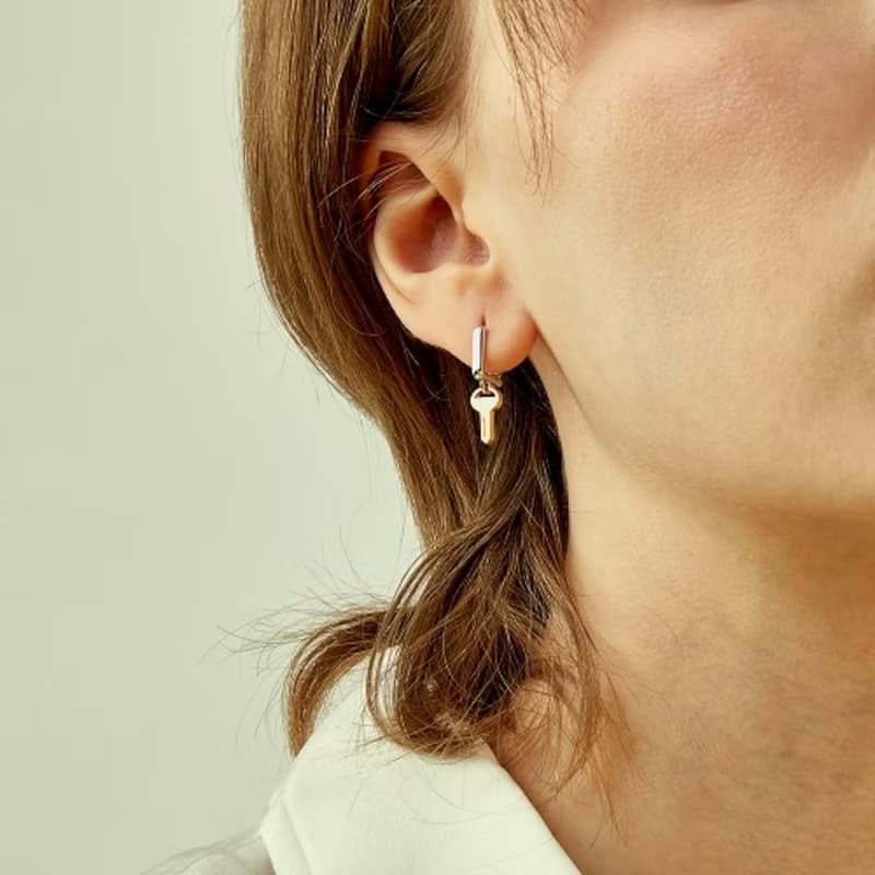 BB KEY EARRINGS