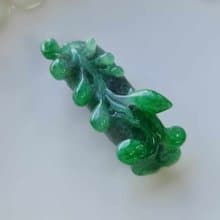 辣綠枯木逢春擺件 | 天然緬甸玉A貨翡翠