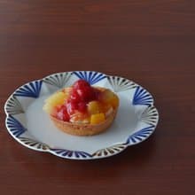 三角十草輪花皿　M