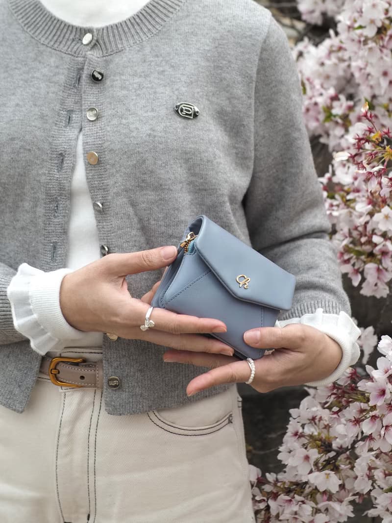 Melo (Powder Blue) : Short wallet, Cow Leather wallet, Soft cowhide, mini purse