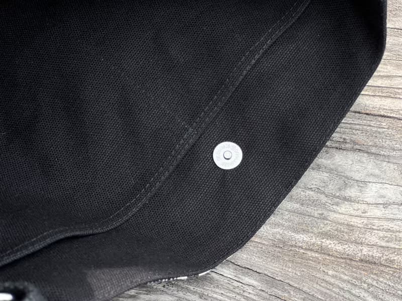 Oka手工制拼布斜孭袋