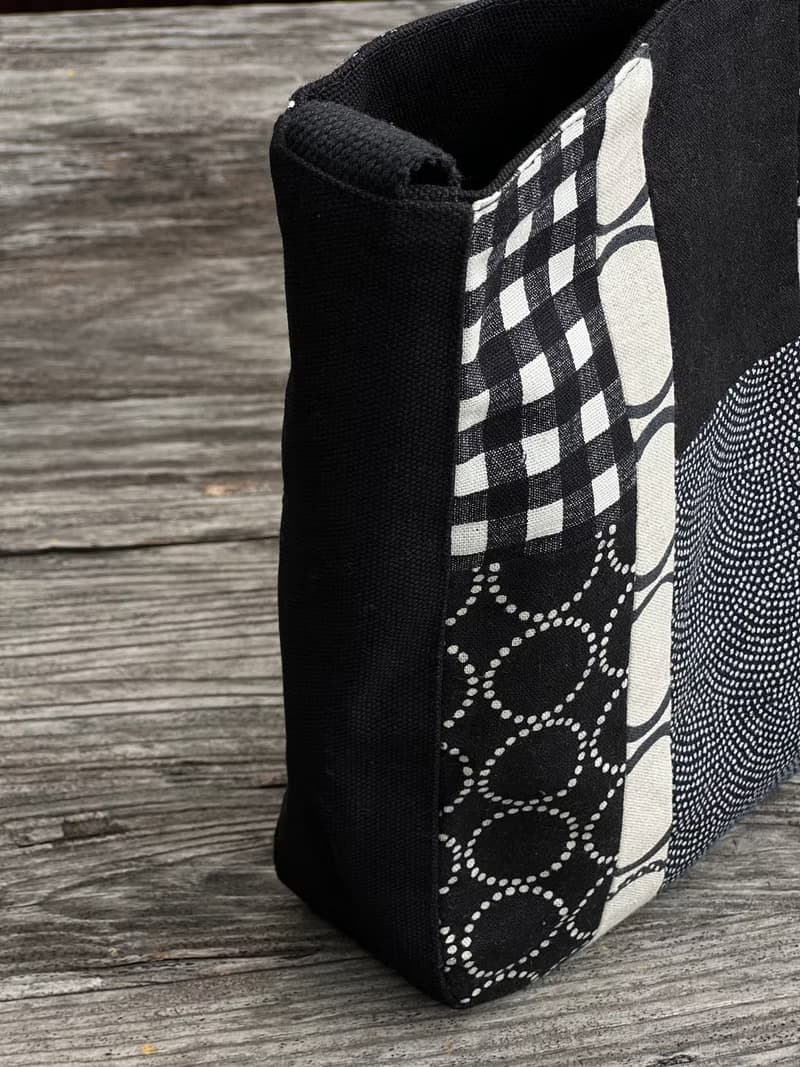 Oka手工制拼布斜孭袋