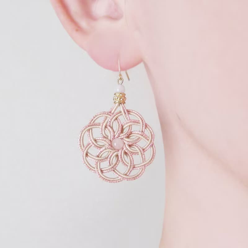 玫瑰石英與白翡翠 手作水引耳環 曼荼羅結