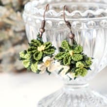 PREMIUMレースのピアス【ブーケ】グリーンフィールド