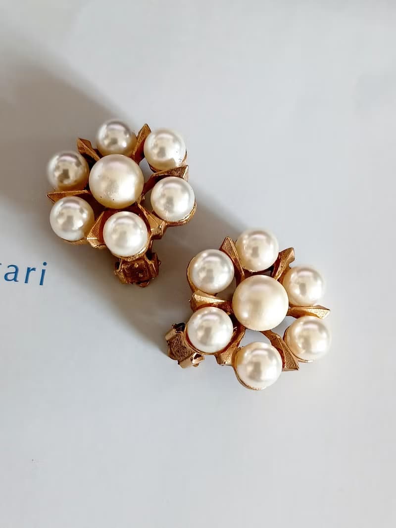 vintage jewelry  典雅珍珠滿綴花朵 夾式耳環