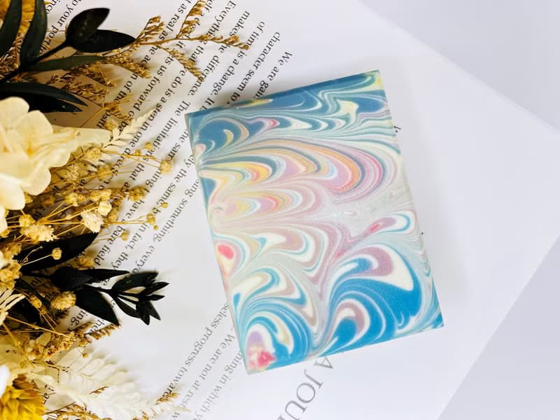 【24h出貨】孔雀∣40%杏桃仁嫩膚皂 創意冷製皂 禮物皂
