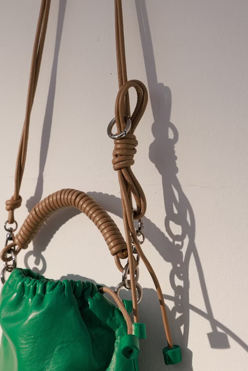 真皮側背包|手提包|斜揹包| 兩用包 |  捲捲電話線 |情人節禮物