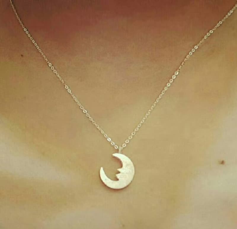 月亮在這裡(moon)  月光純銀項鍊 手作 / 鎖骨鍊 / 禮物 / 紀念日／情人節