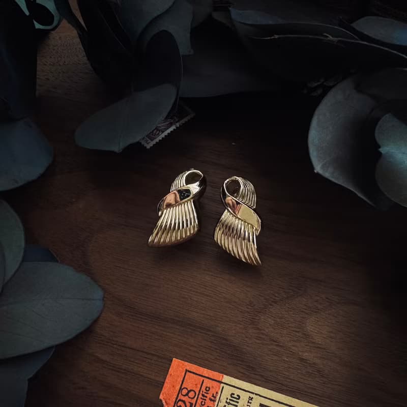 流線夾式耳環
