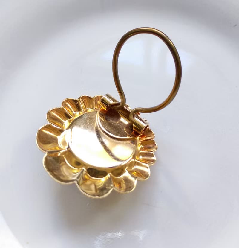 【西洋古董飾品】金屬鍍金 波浪仿珠 圍巾夾 絲巾扣 絲巾夾