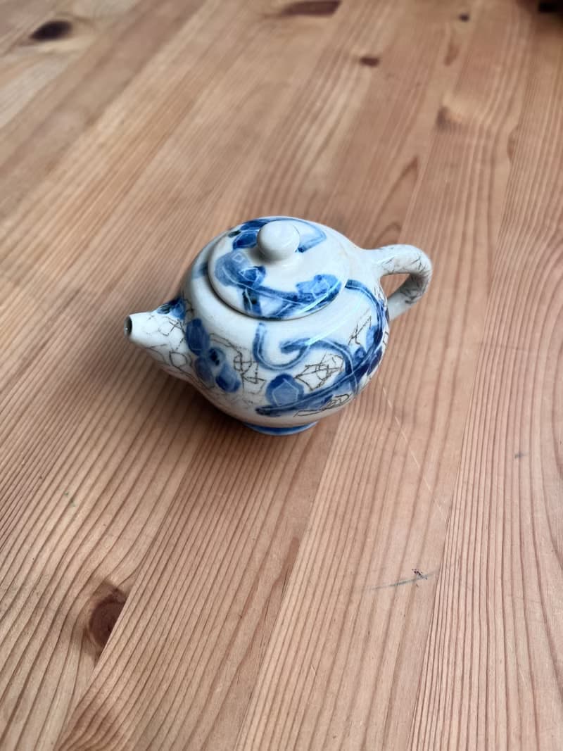 不找 青花小壺  容量 85  ml