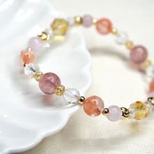 冰映晨曦 l 草莓晶 l 紫鋰輝 l  紅膠花 l 白水晶 l 黃水晶