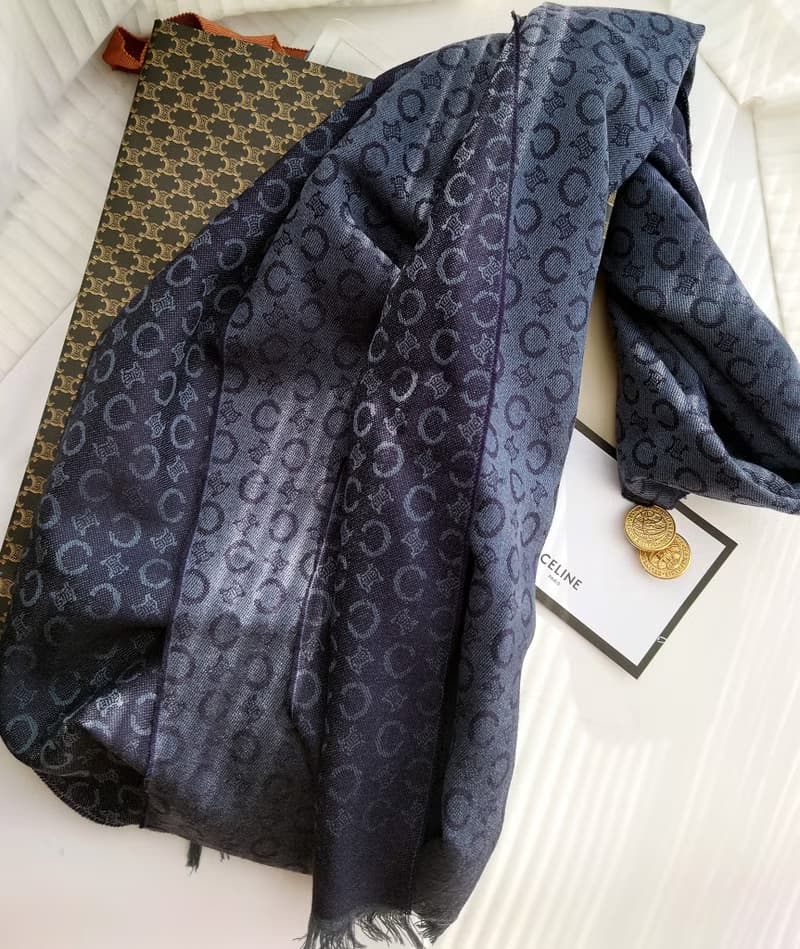 中古品 極軟 CELINE 凱旋門羊毛 毛毯蓋毯頸巾圍巾領巾圍脖披肩