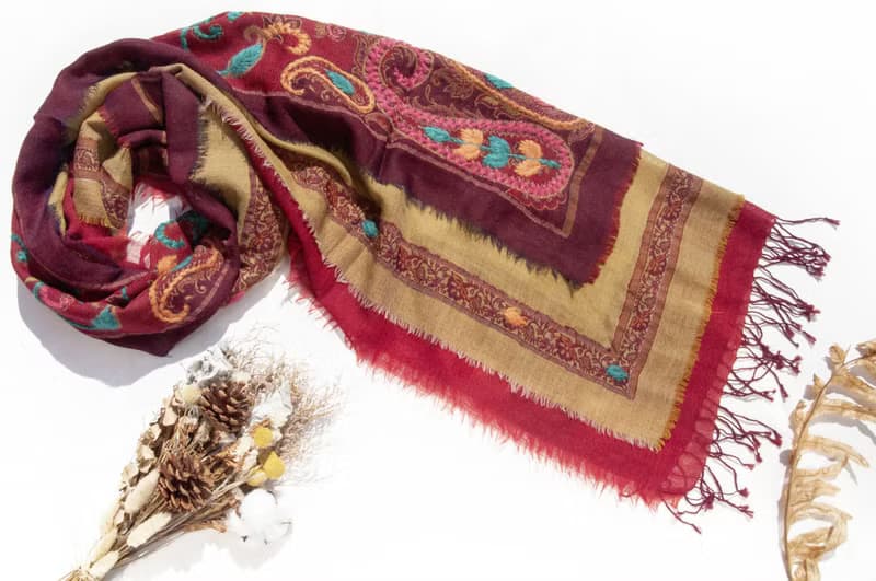 喀什米爾Cashmere/水煮羊毛披肩/針織圍巾/刺繡圍巾/羊絨披巾-花