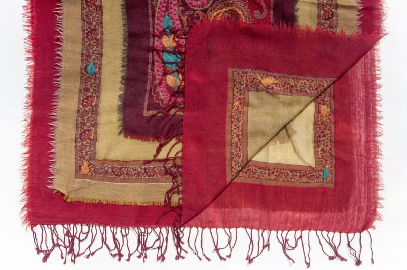 喀什米爾Cashmere/水煮羊毛披肩/針織圍巾/刺繡圍巾/羊絨披巾-花