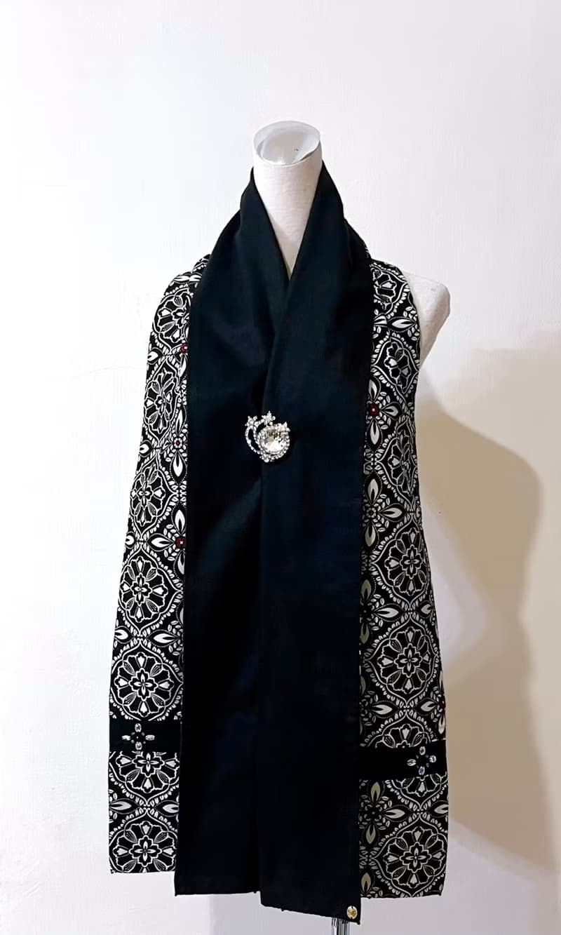 純手作/純棉黑白華麗圖騰歐式花磚拼接黑色羊毛圍巾