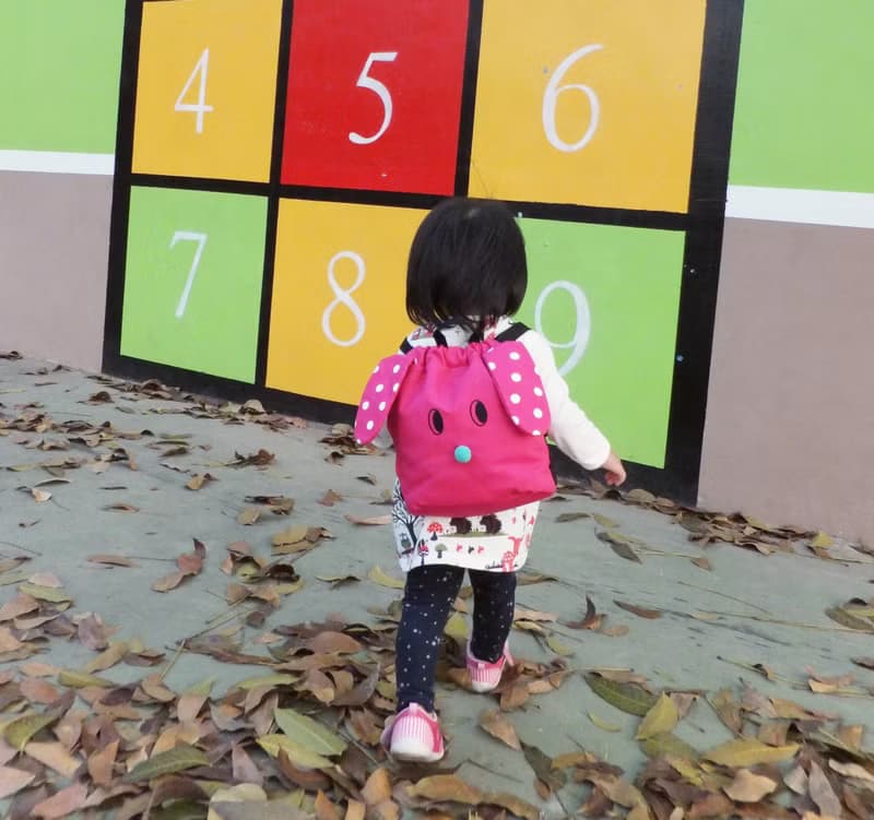 LUDEE 兒童防走失背包 垂耳狗 1-3歲 4-6歲 書包
