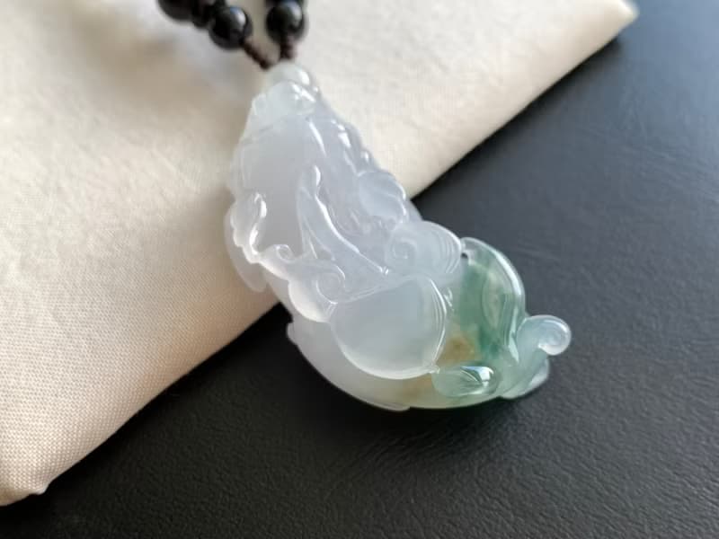 天然A貨緬甸玉翡翠 冰糯種白翡飄花招財貔貅項鍊 免費開光 手工雕