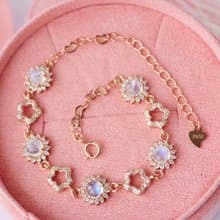 Natural Rainbow Moonstone Bracelet Silver925 with rosegold plated.