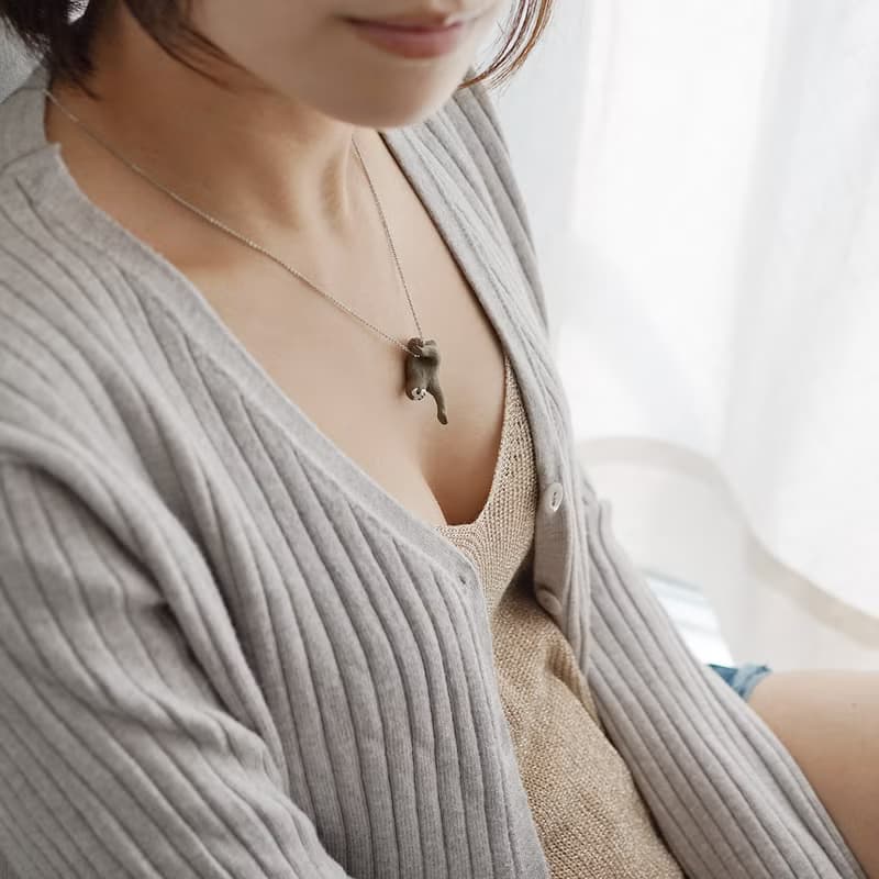 SQUISHY HUNTERS Necklace / Sloth