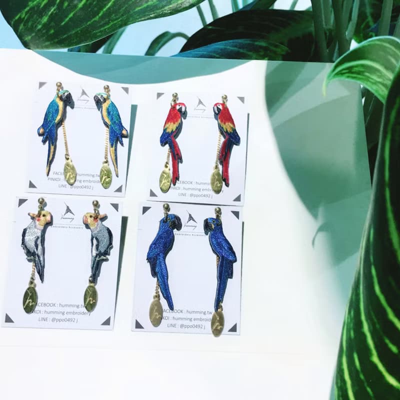 耳環 藍黃金剛鸚鵡 鳥 刺繡 手工 耳夾 禮盒 禮物