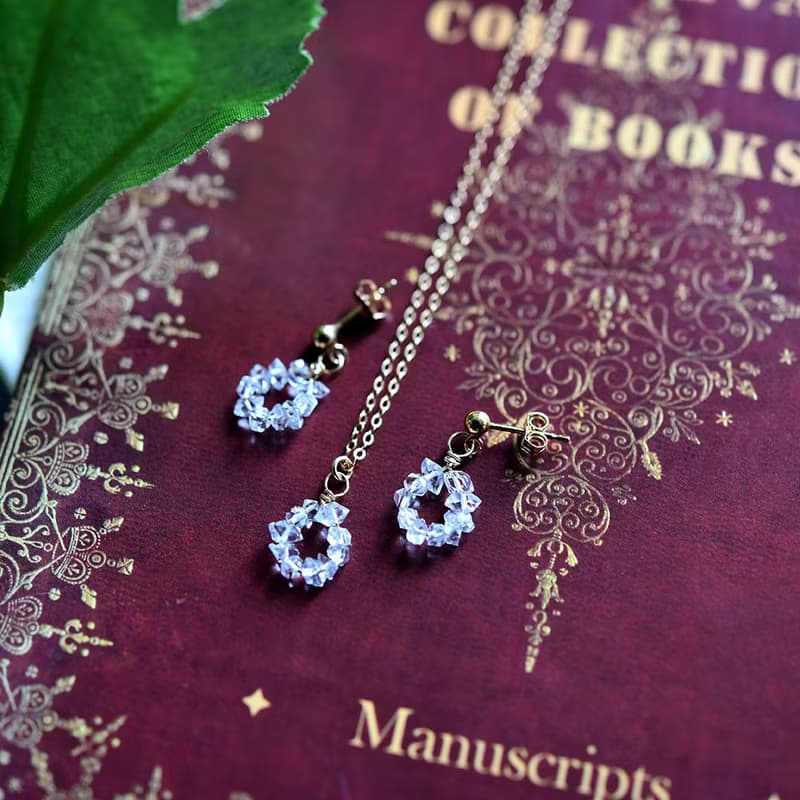 単品　オリジナル 極上 ハーキマーダイヤモンドのしずくピアス　4月の誕生石