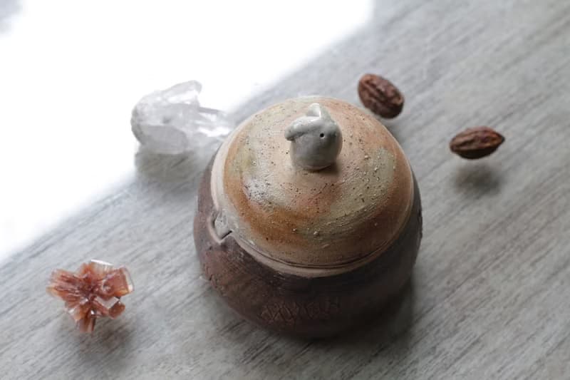 手工製小兔城堡陶瓷置物盒
