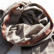 喀什米爾Cashmere 刺繡羊絨圍巾 純羊毛圍巾披巾 戒指絨披肩-花朵