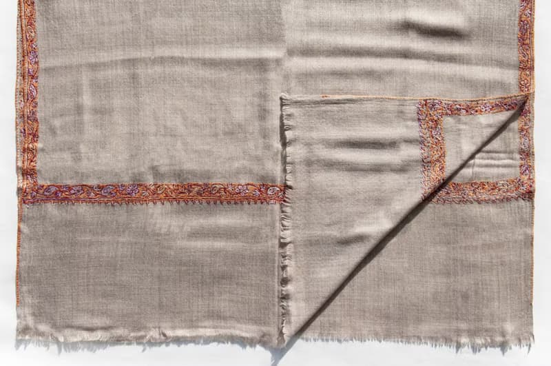 喀什米爾Cashmere 刺繡羊絨圍巾 純羊毛圍巾披巾 戒指絨披肩-花朵