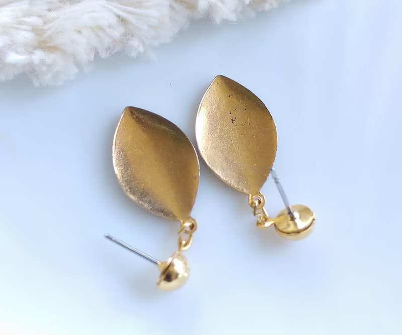 Vintage Jewelry 西洋古董飾品 景泰藍  黑底 氣質花卉 針式耳環