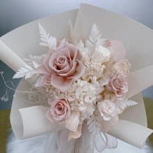 春暖花巷與你相遇捧花式花束