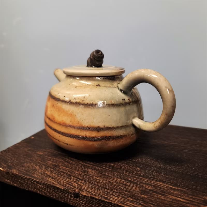 柴燒瓷土 / 絞泥茶壺