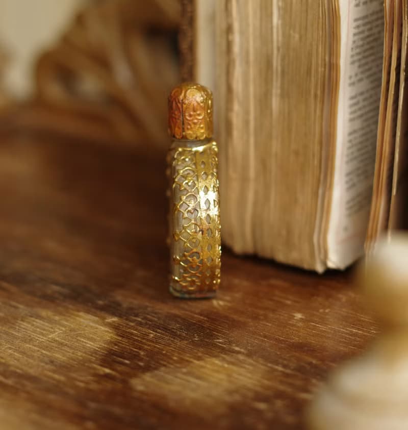 古董奧地利玫瑰花刺繡香水罐 少見款 W864A