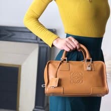 【 日本直送　名牌中古包 】LOEWE ロエベ アマソナ 28 ハンドバッグ ブラウン アナグラム レザー ミニボストン vintage オールド gb6dbp