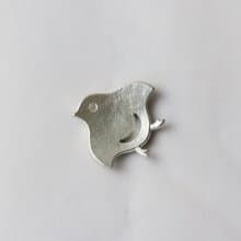 ちどりのカタチの錫の箸置き    ちどりがね