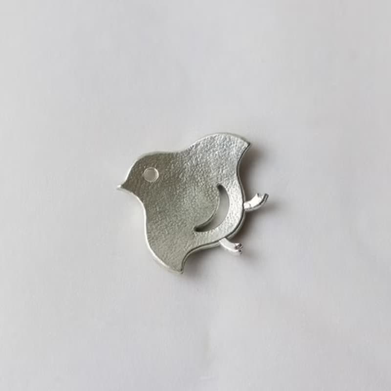 ちどりのカタチの錫の箸置き    ちどりがね