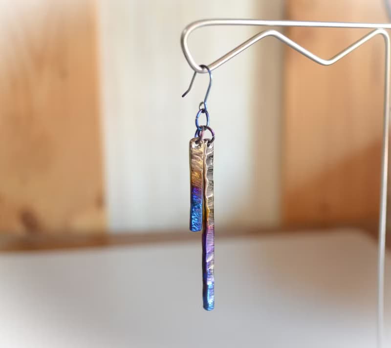 Titanium　pierced earrings・チタンだけで出来たピアス・グラデthree・ツイン・A
