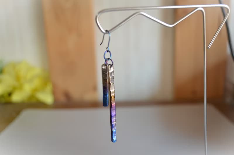 Titanium　pierced earrings・チタンだけで出来たピアス・グラデthree・ツイン・A