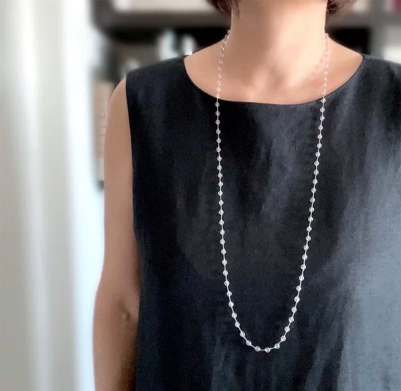 ロングネックレス　涼しげな 天然小粒水晶 クリスタル  グラスコードに変更可