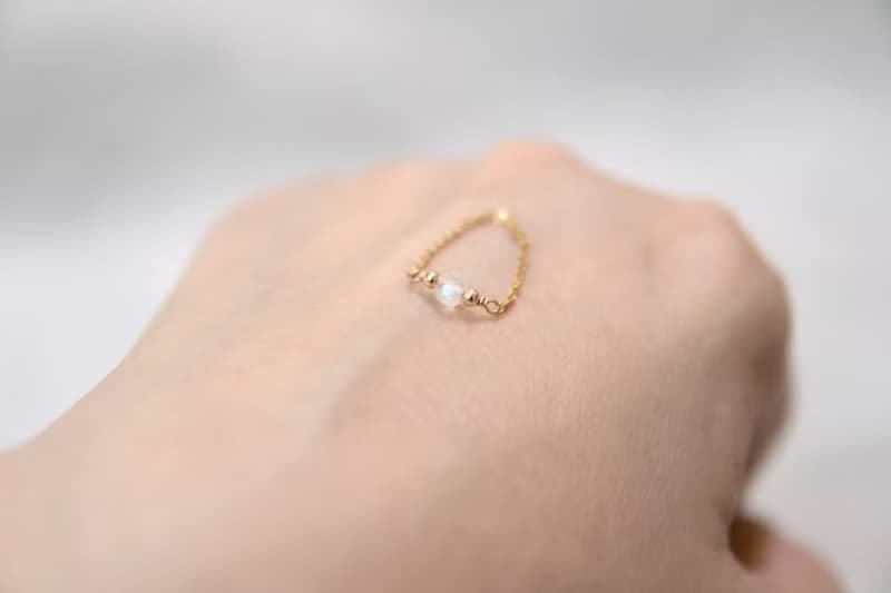 無垢 月光石/迷你月光石戒指 裸感尾戒 訂購鍊戒2件有優惠