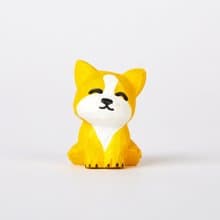 Dovo 笑容燦爛的黃色小狗木雕