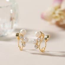 pearl step loop-fit earring CZ　ループフィットイヤリング　パール　キュービックジルコニア