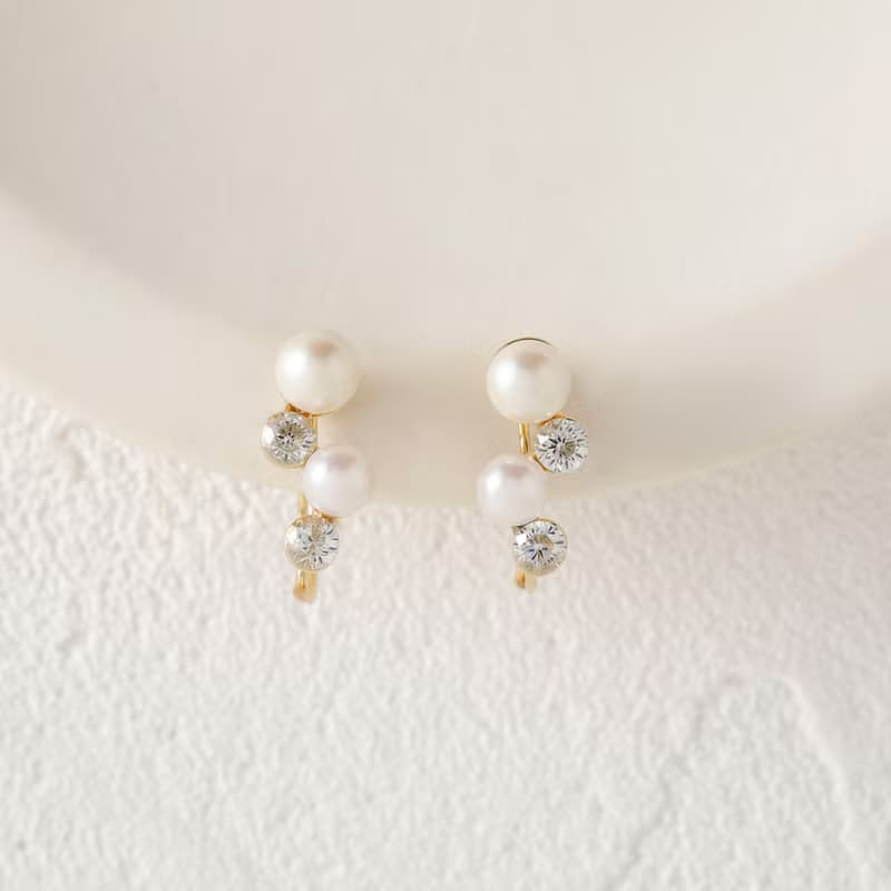 pearl step loop-fit earring CZ　ループフィットイヤリング　パール　キュービックジルコニア