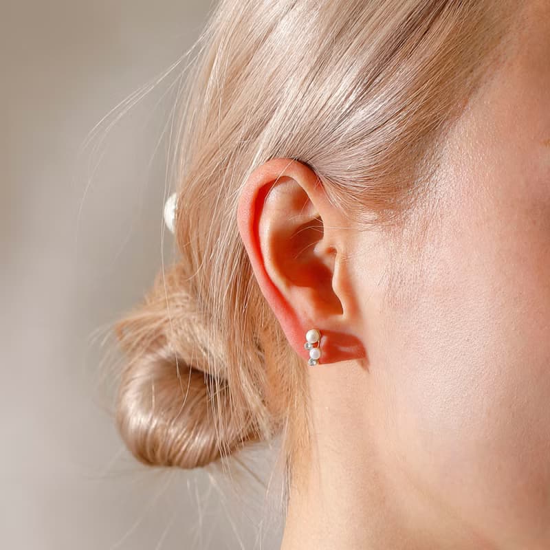 pearl step loop-fit earring CZ　ループフィットイヤリング　パール　キュービックジルコニア
