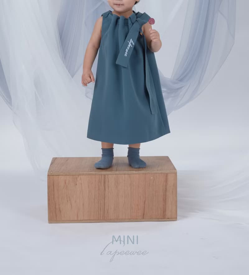 刺繡帶索領女連身裙-童裝親子裝
